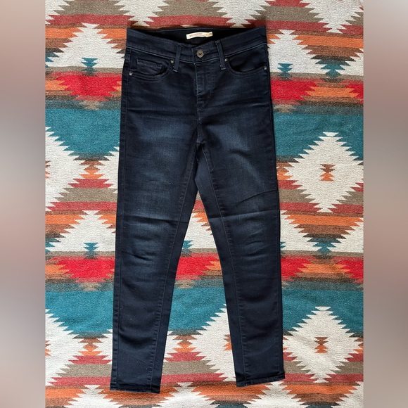 Levi’s Dark Indigo Blue Women's Skinny Jeans. 26. - Picture 3 of 5